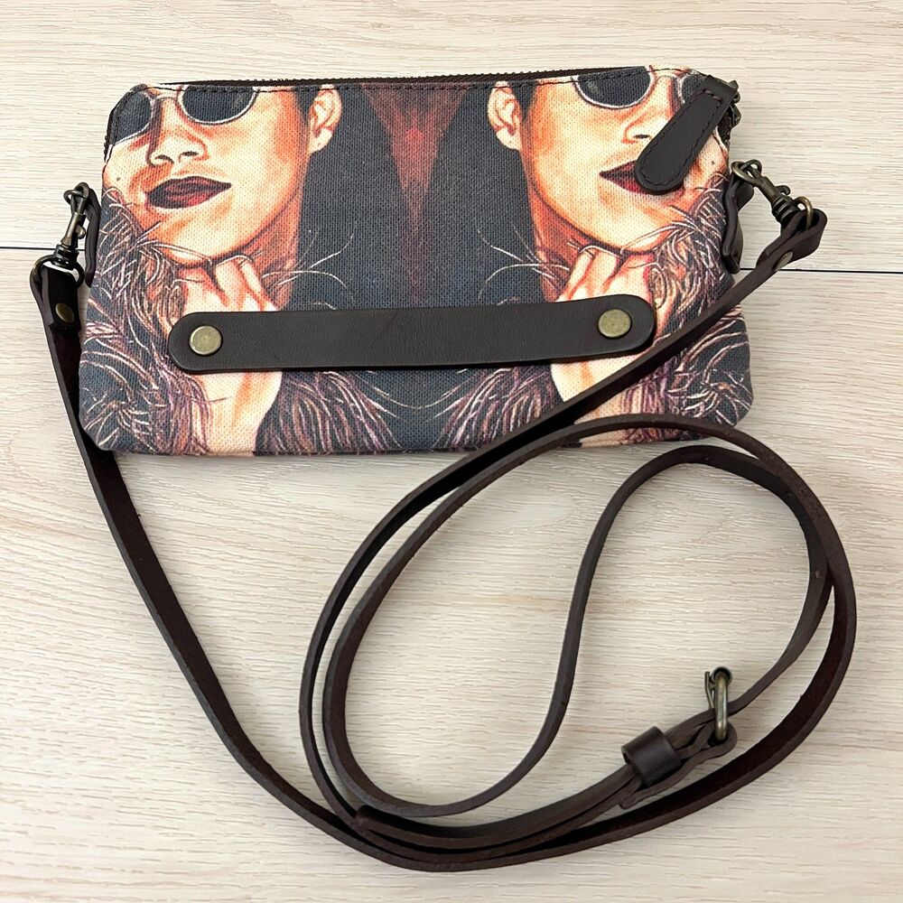 EUC VIDA Chicana Girl Pop Art Small Cotton Canvas Leather Strap Crossbody Purse